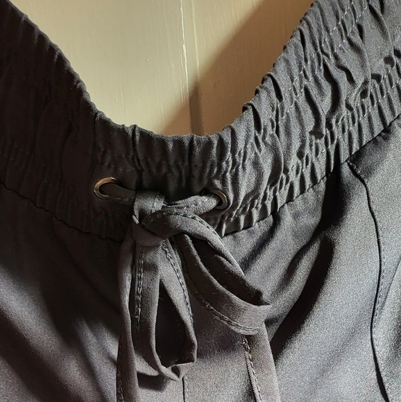 Scrub Set - Picture 4 of 10